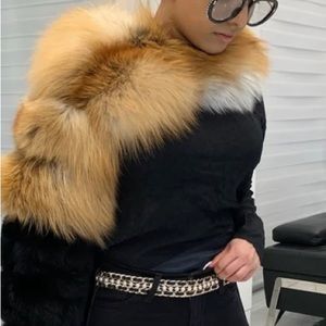 🔥🔥100% Authentic- Custom Red Fox & Black Fur Sleeve